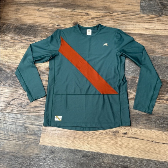 Tracksmith Other - Tracksmith Men's Van Cortlandt Long Sleeve Green and Orange shirt